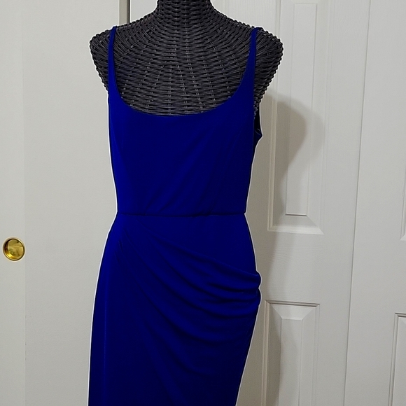bcbg maxazria Dress Size M NWT Deep Royal Blue - Picture 1 of 8